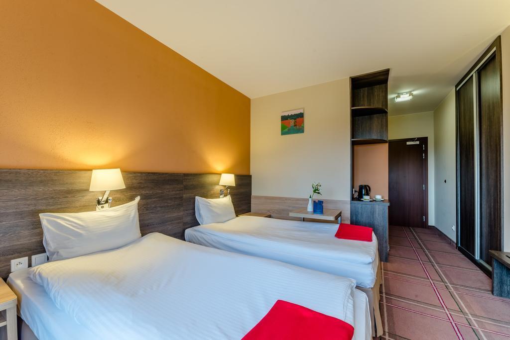 Mikolajki Resort Hotel & Spa Jora Wielka Exterior foto